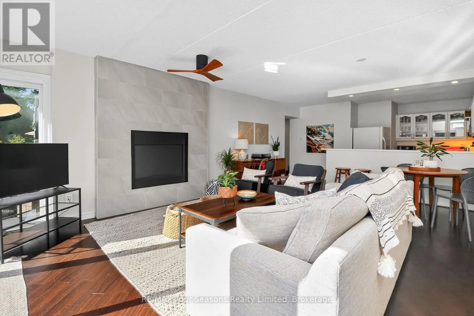 13 - 44 TROTT BOULEVARD, #13