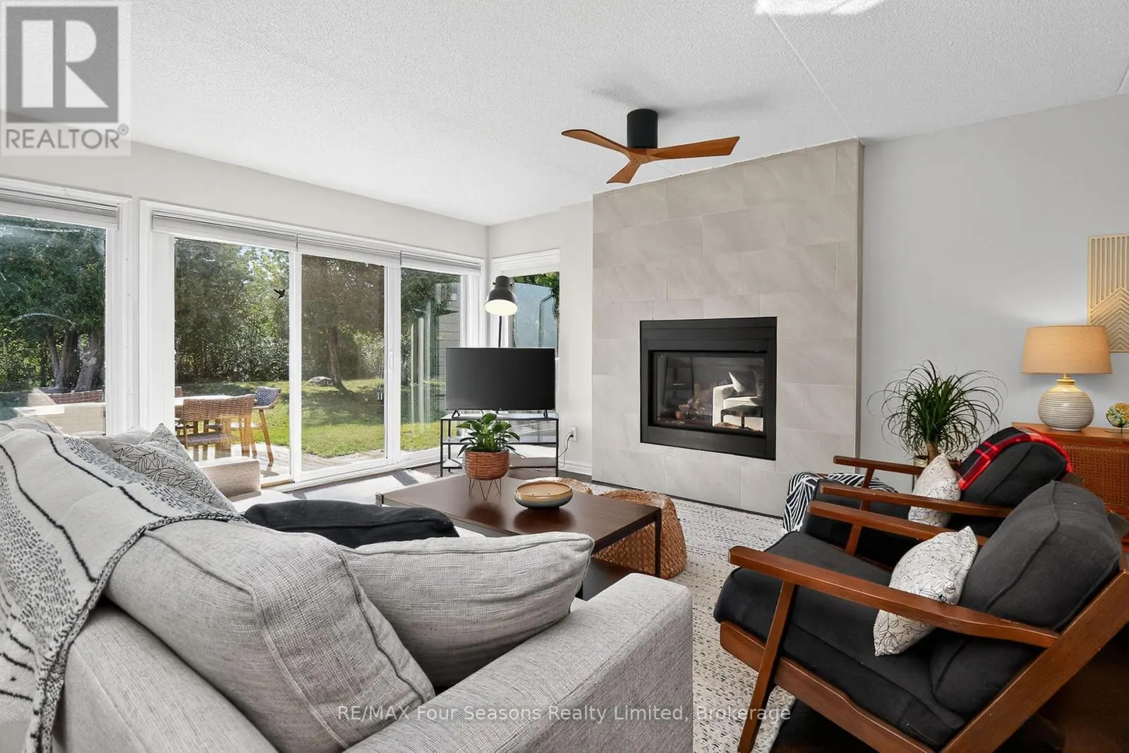 13 - 44 TROTT BOULEVARD, #13
