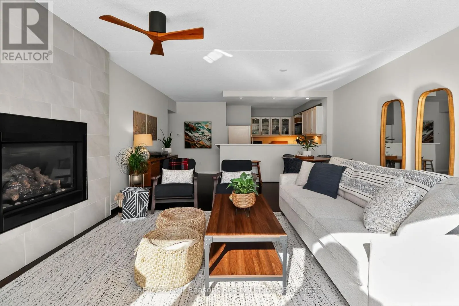 13 - 44 TROTT BOULEVARD, #13