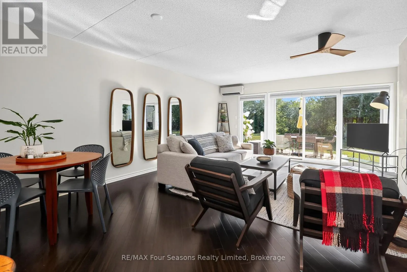 13 - 44 TROTT BOULEVARD, #13