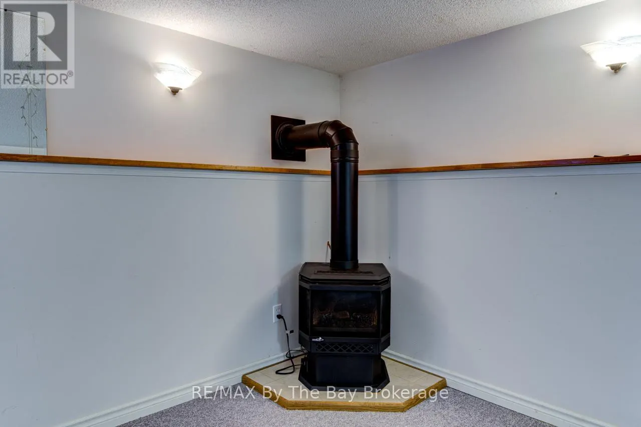 26 TIMBERLAND CRESCENT