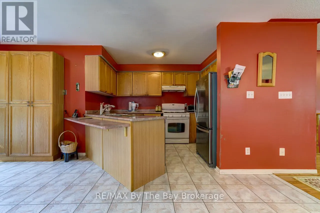 26 TIMBERLAND CRESCENT