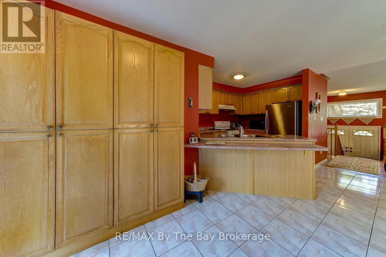 26 TIMBERLAND CRESCENT