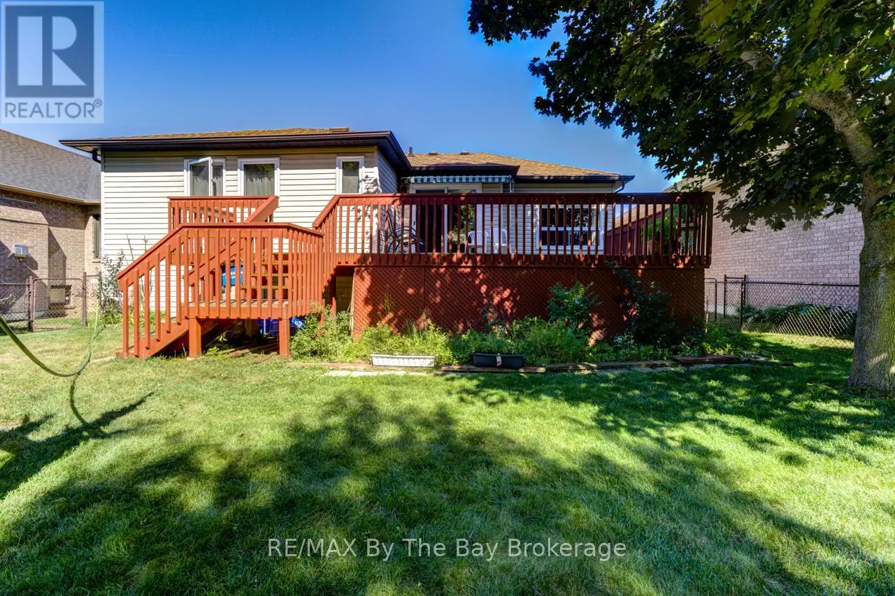 26 TIMBERLAND CRESCENT