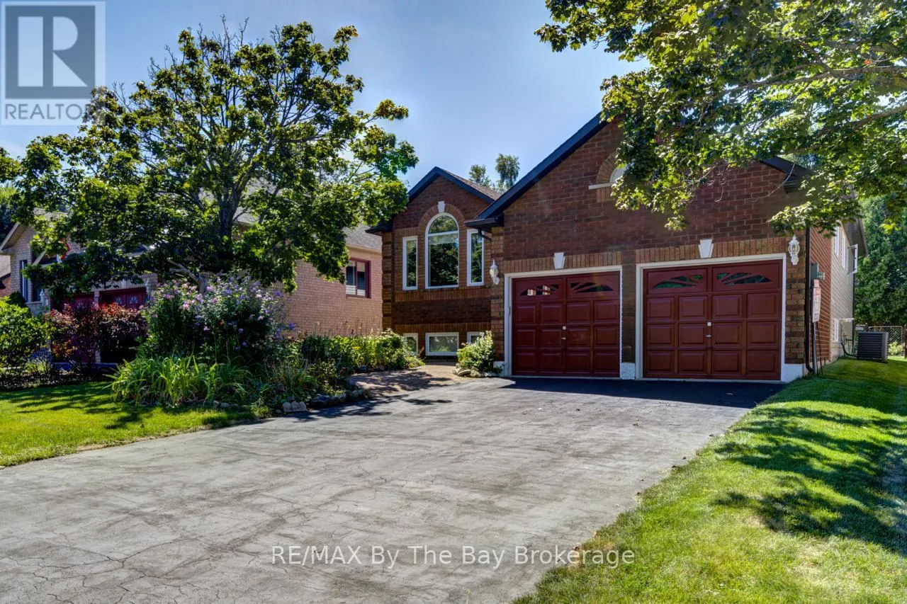 26 TIMBERLAND CRESCENT