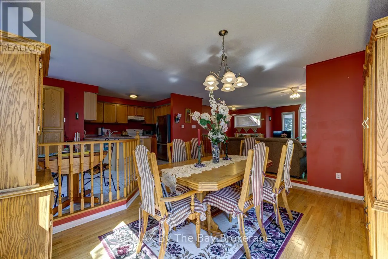 26 TIMBERLAND CRESCENT
