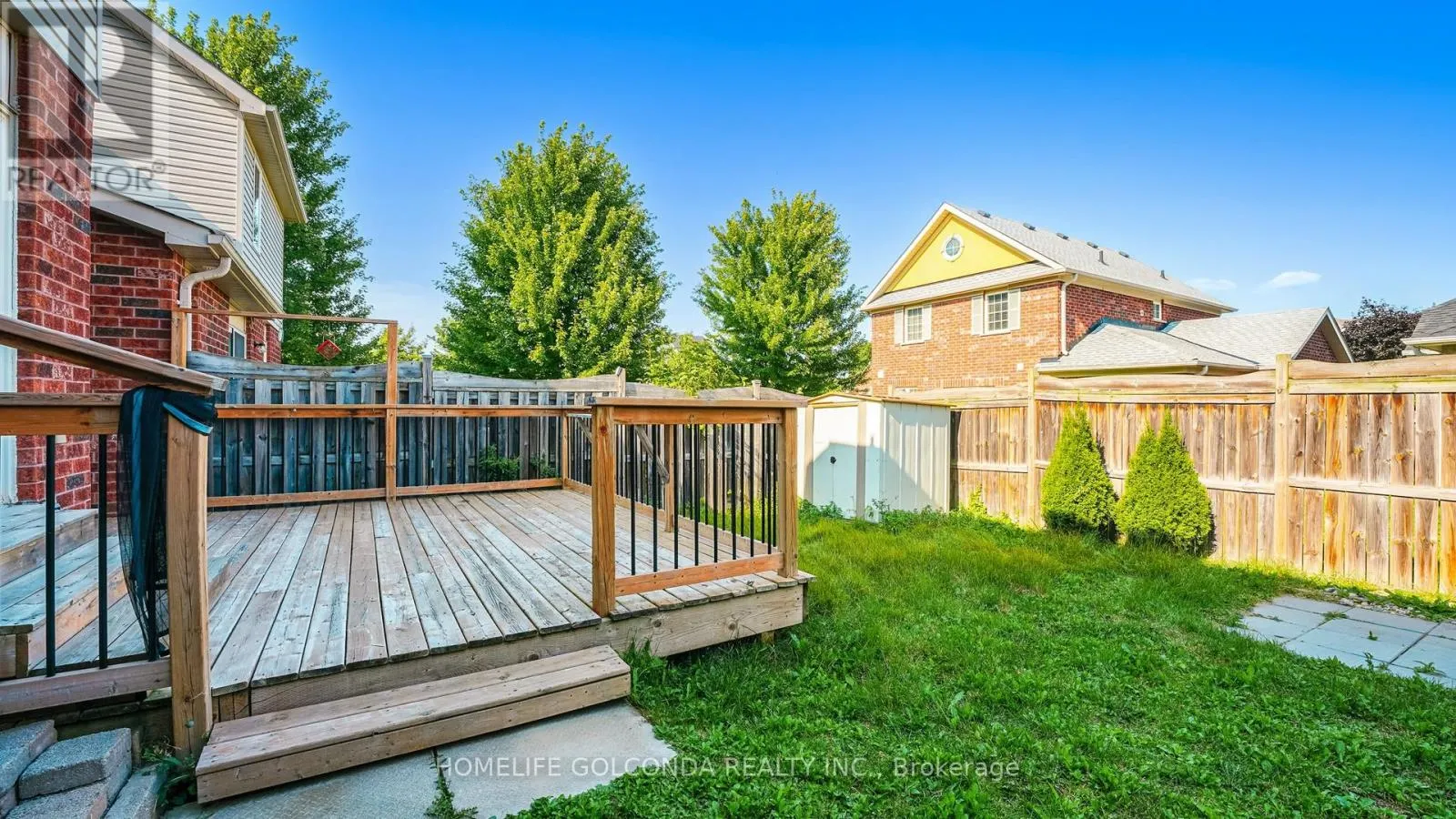 21 BENTLEY CRESCENT