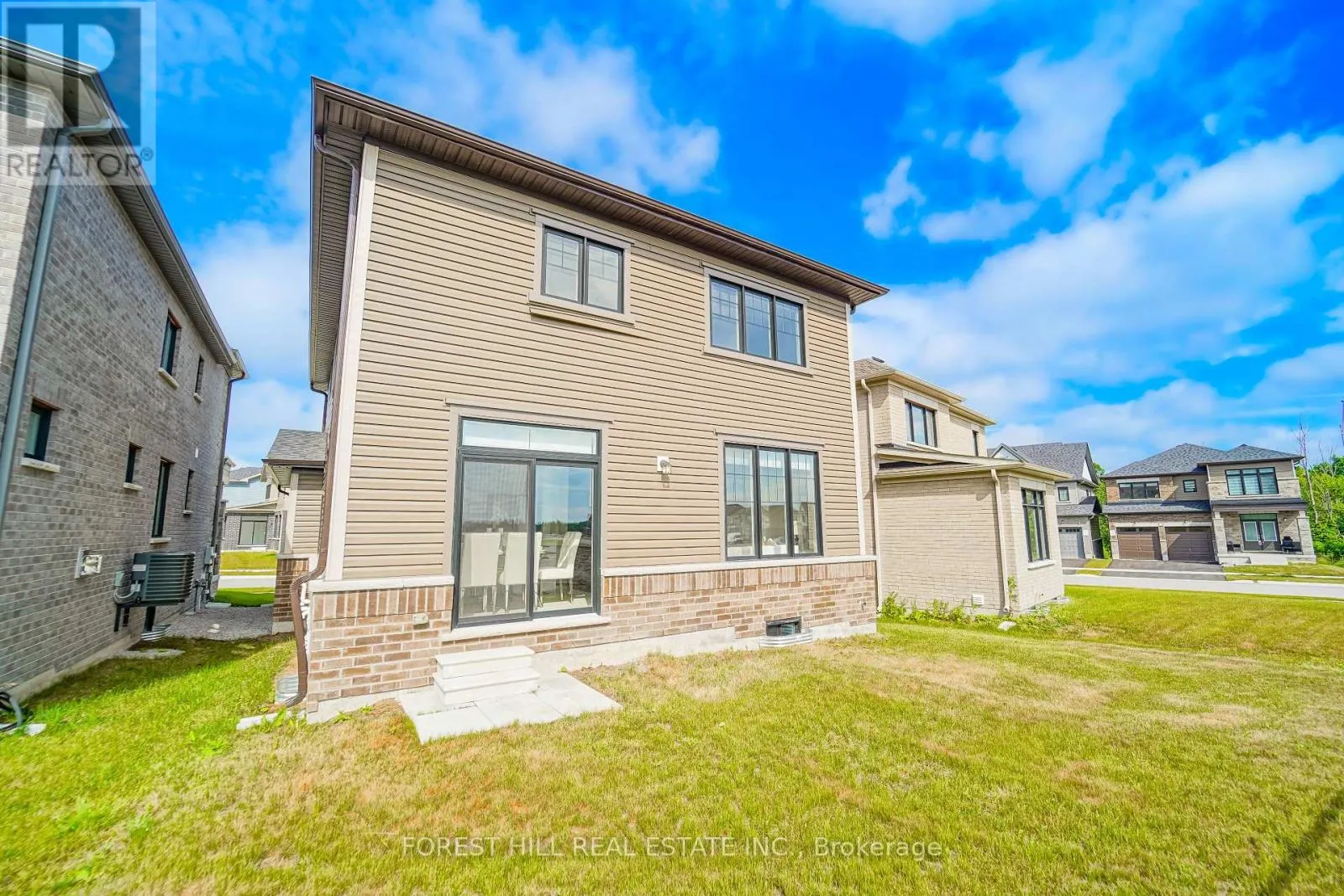 29 KINGSBURY TRAIL