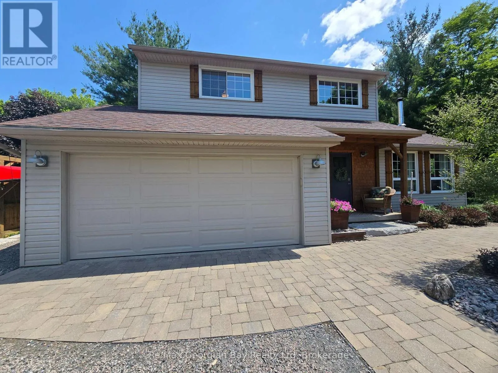 30 SUMAC CRESCENT