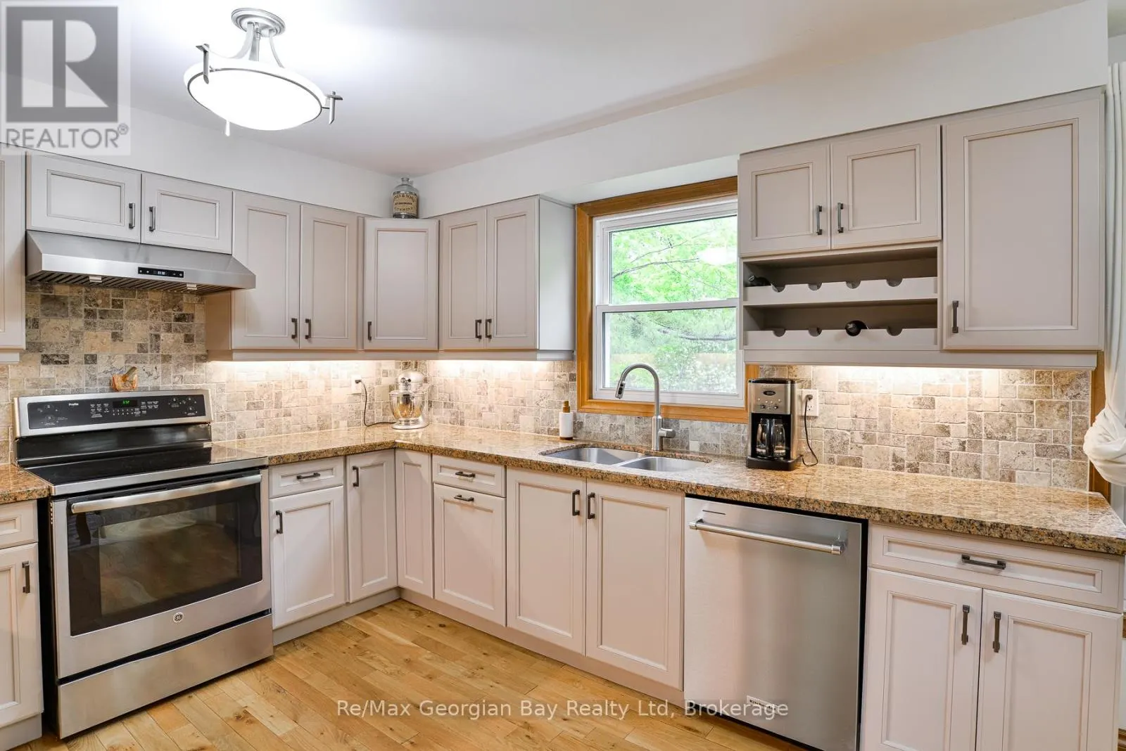 30 SUMAC CRESCENT