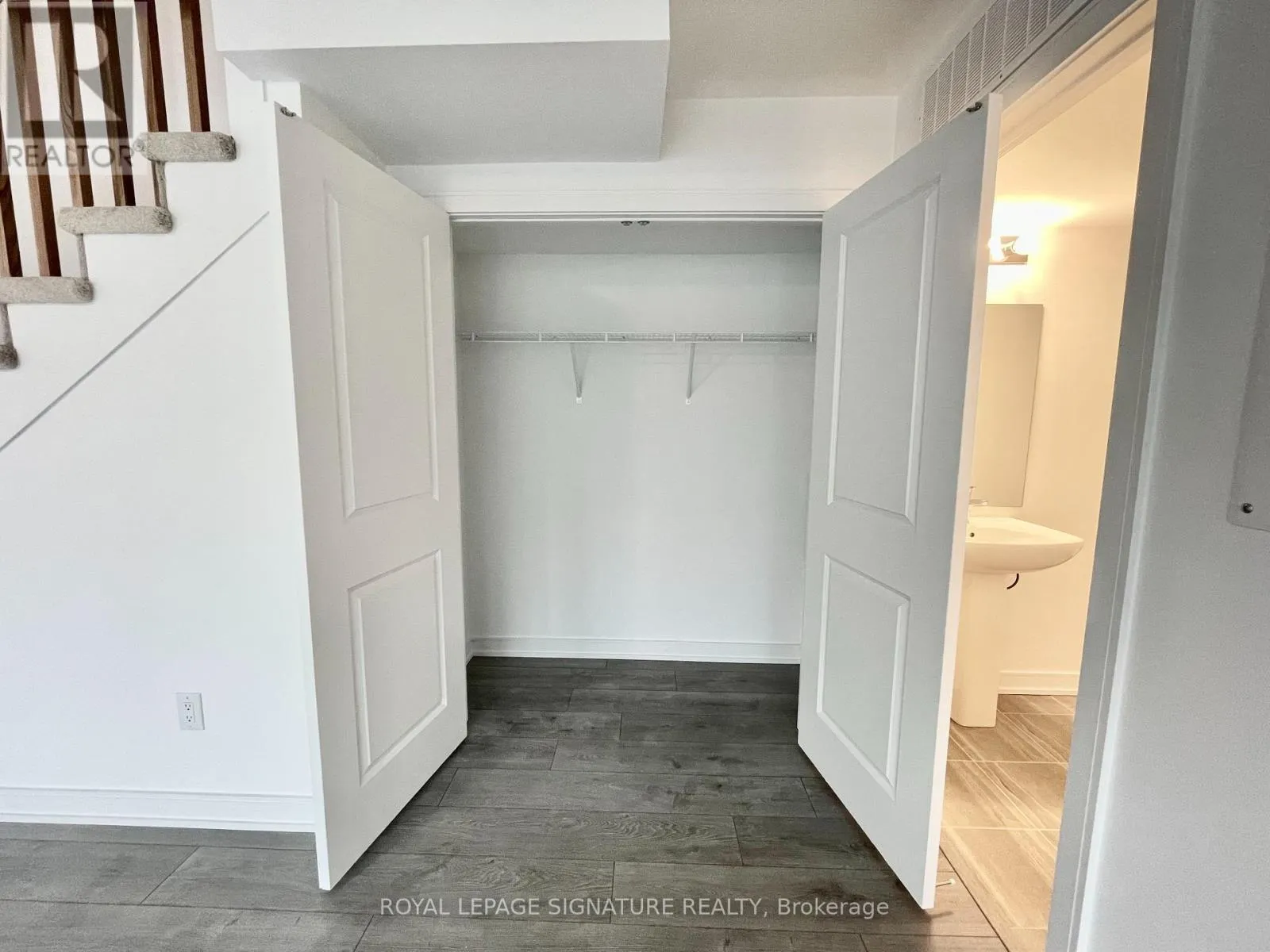 3 - 129 APPLETREE LANE