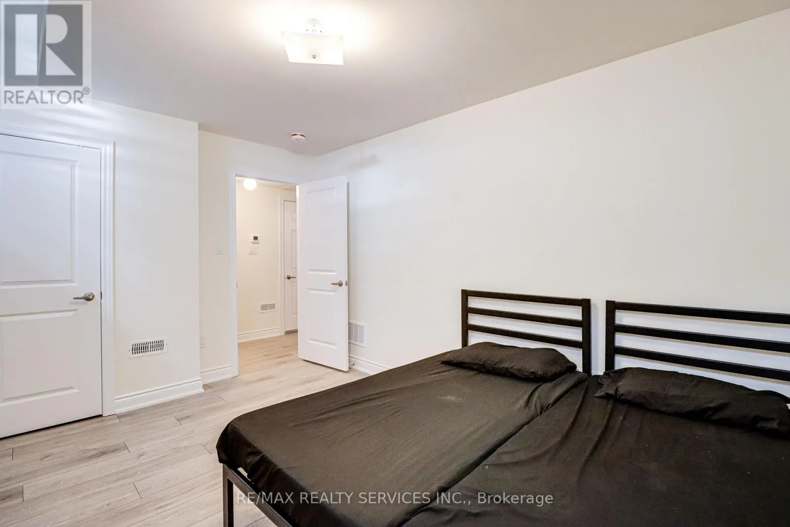 LOWER LEVEL - 106 NOTTINGHAM ROAD