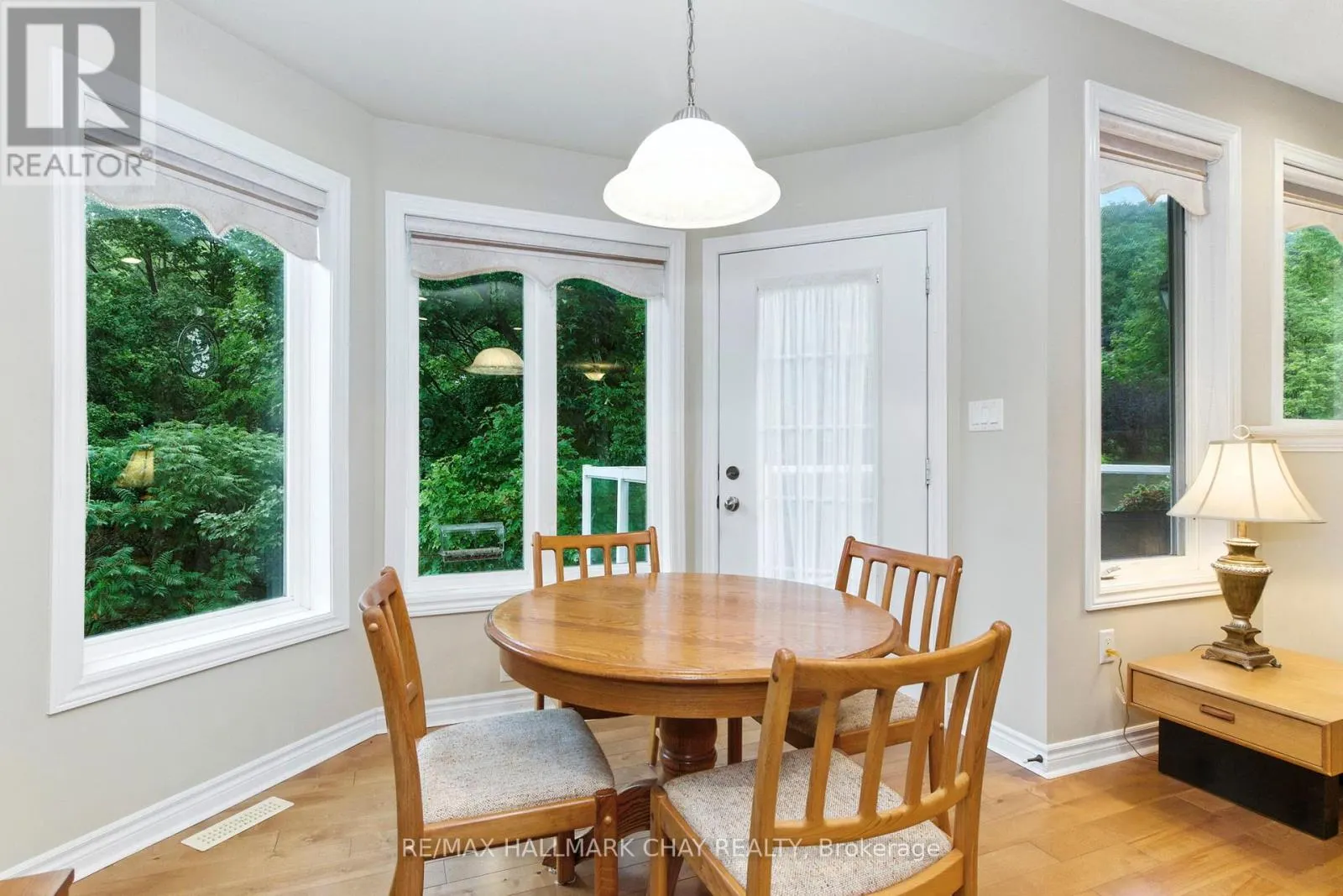32 VALLEYCREST DRIVE