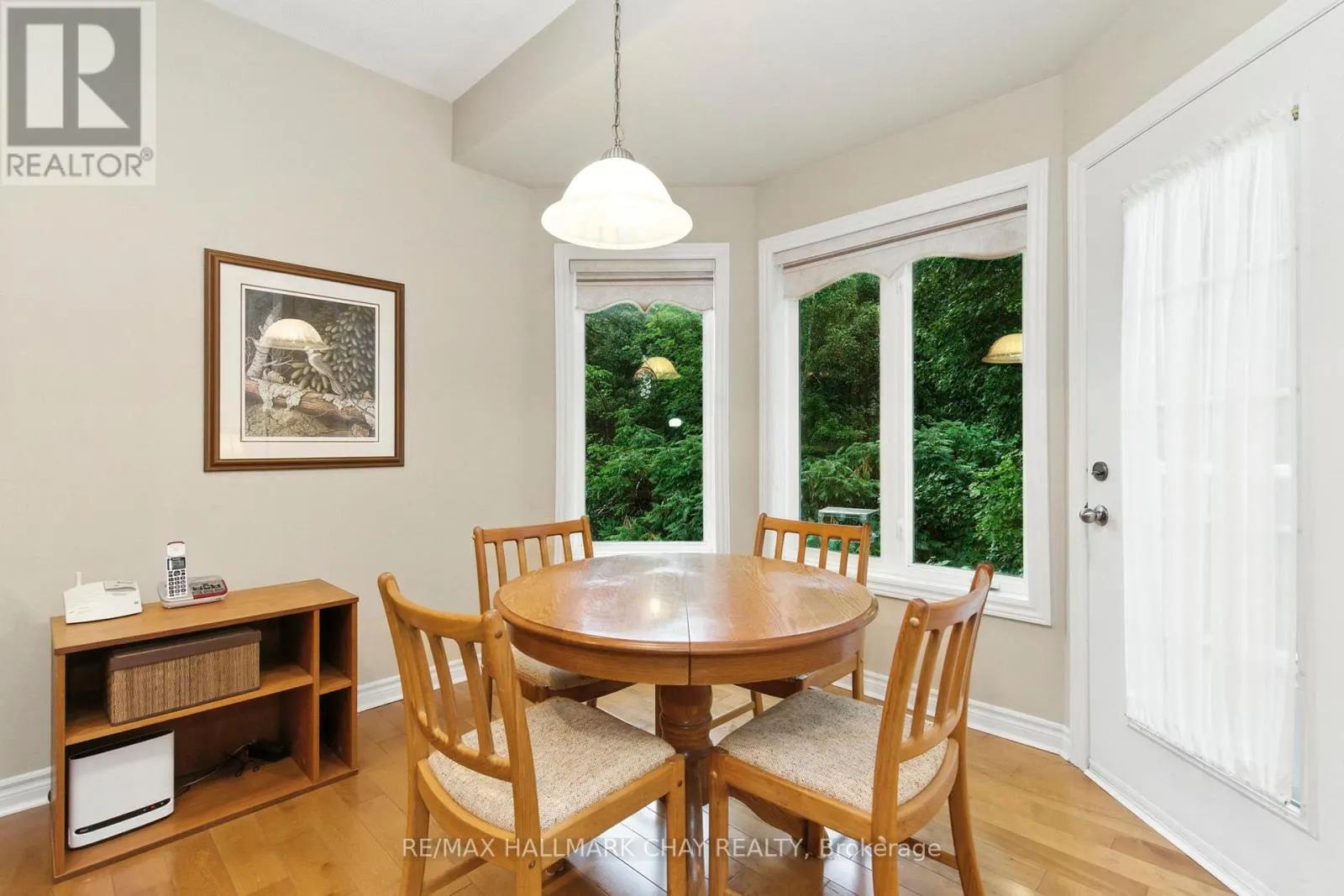 32 VALLEYCREST DRIVE