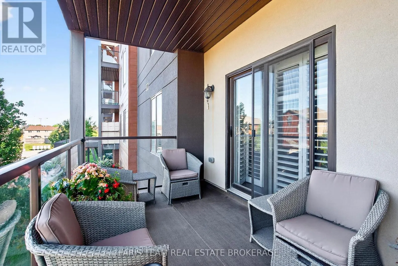 211 - 100 DEAN AVENUE