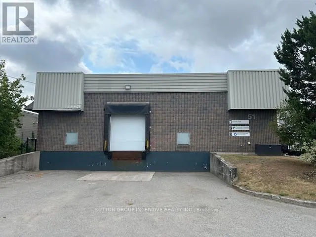 1B - 51 CHURCHILL DRIVE