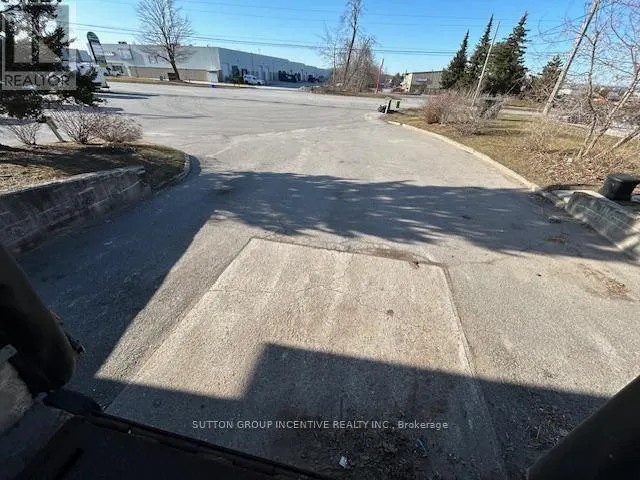 1B - 51 CHURCHILL DRIVE