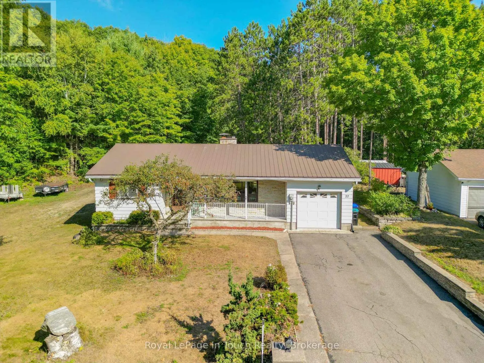 22 GLENDALE ROAD