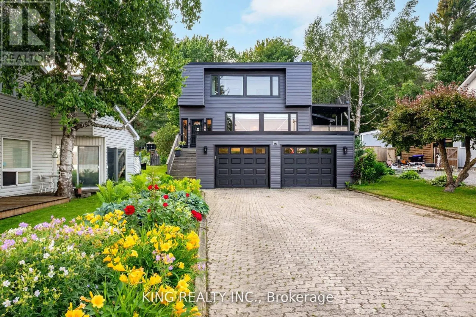 602 CHAMPLAIN ROAD