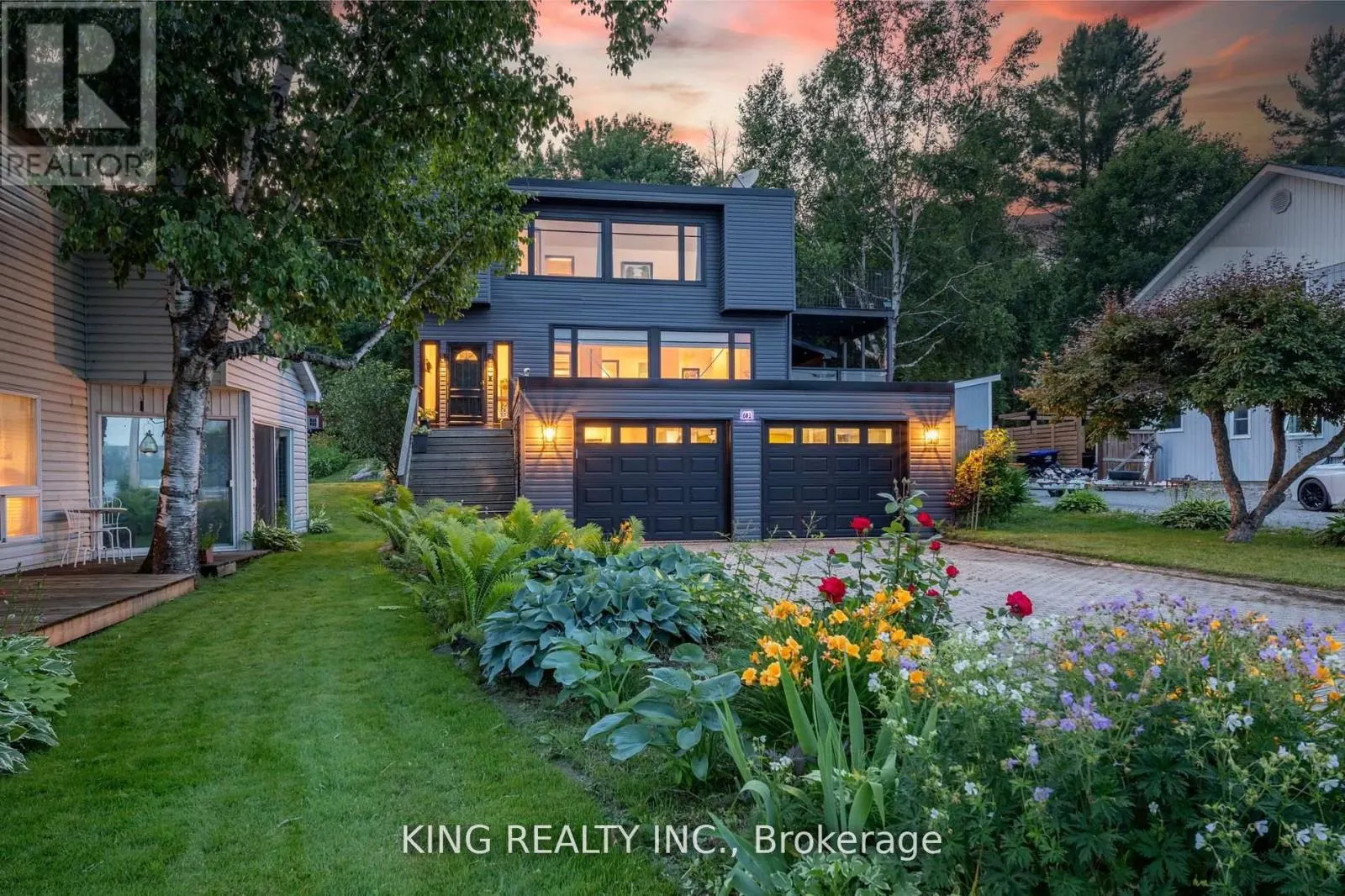 602 CHAMPLAIN ROAD