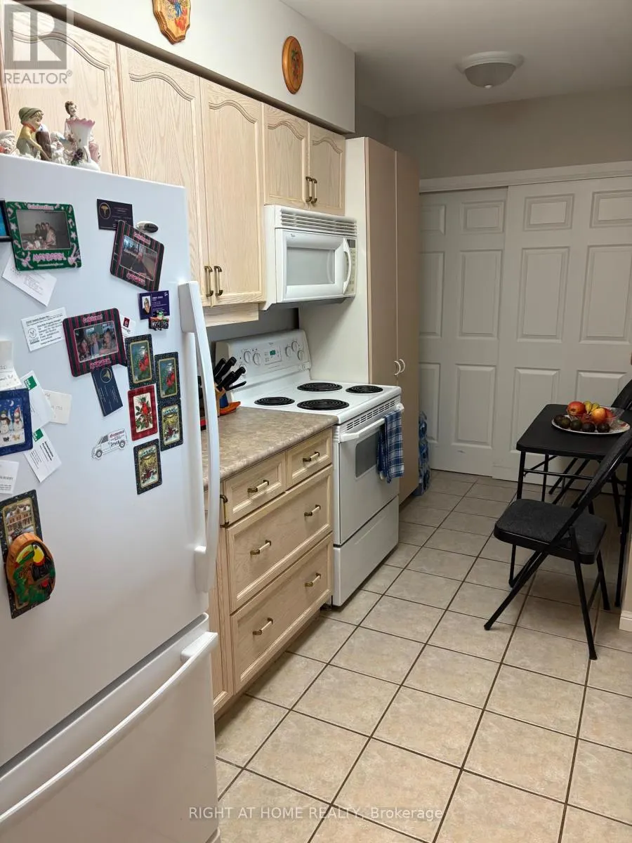 205 - 90 DEAN AVENUE