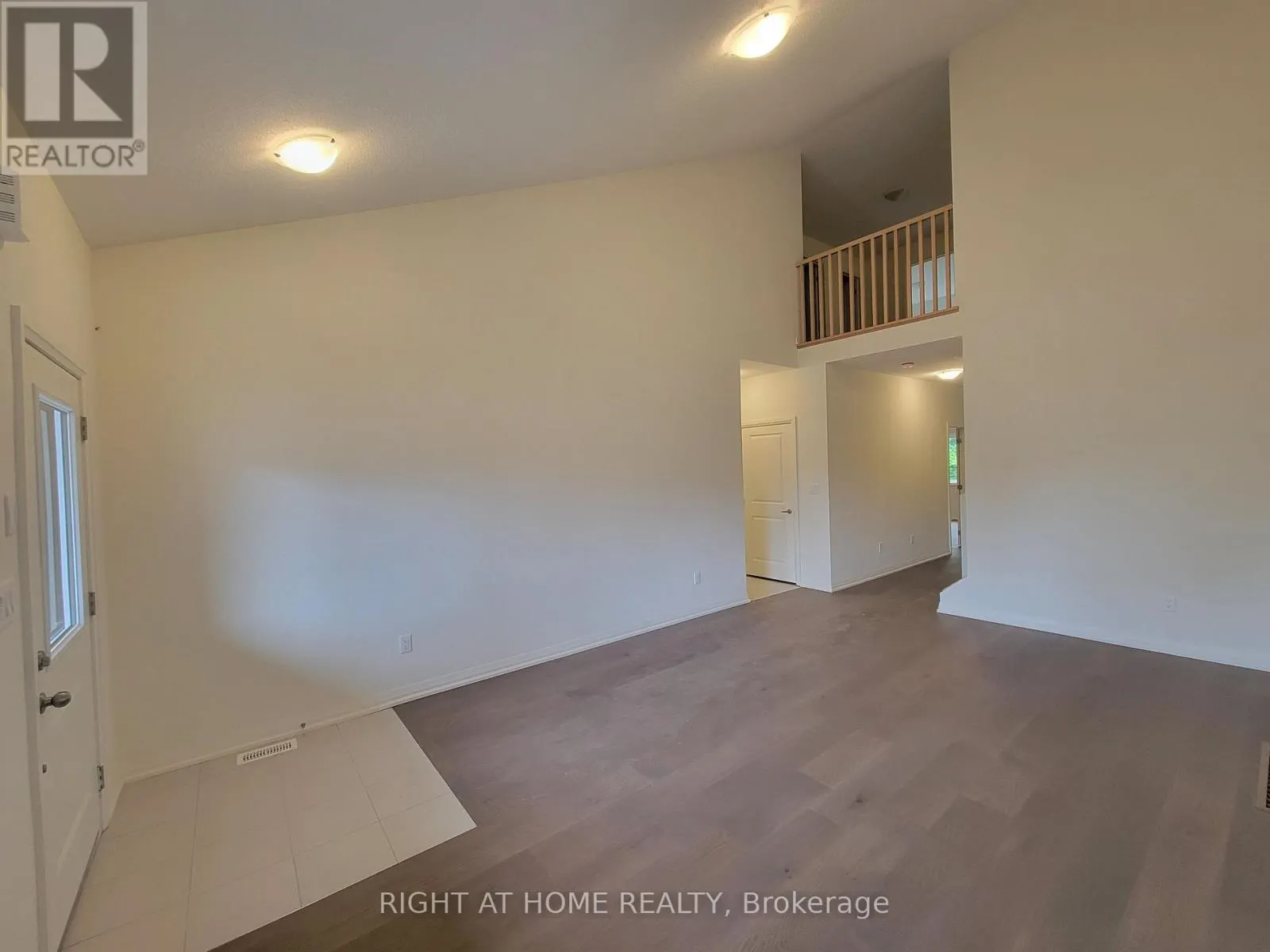 24 LAHEY CRESCENT