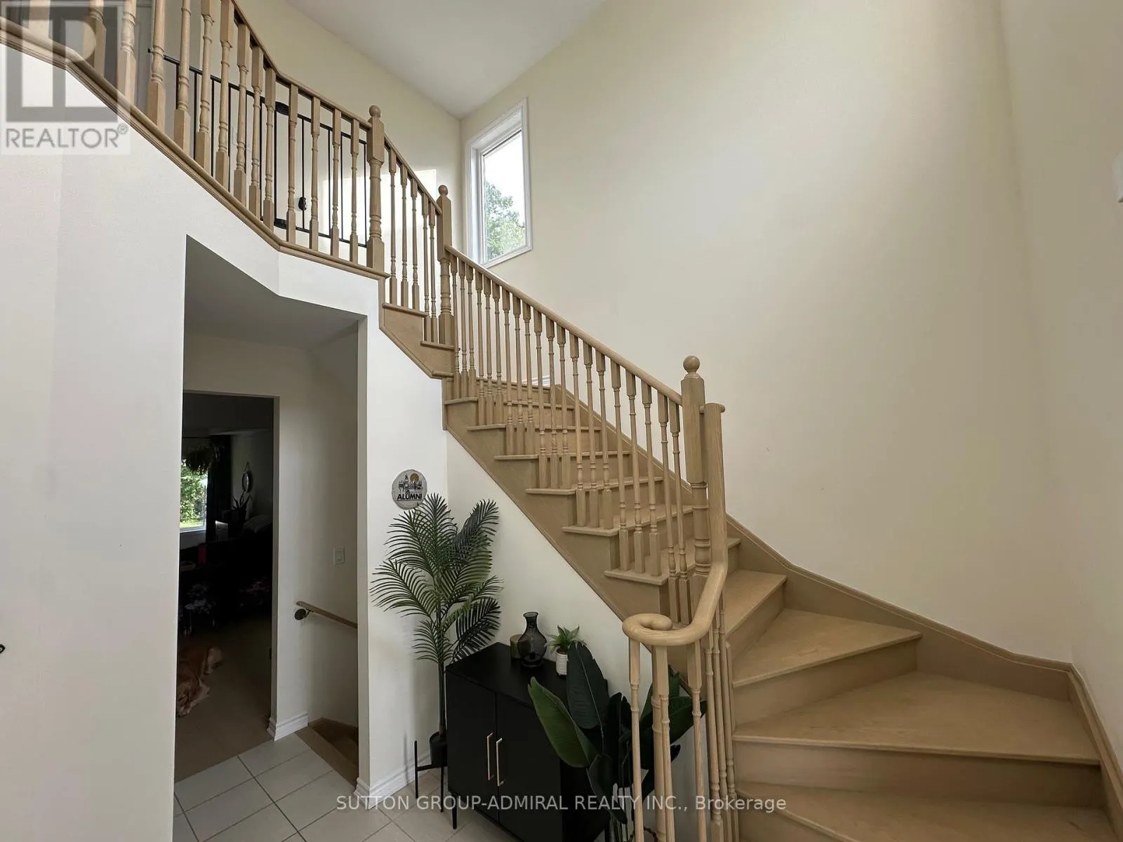 39 ATLANTIS DRIVE