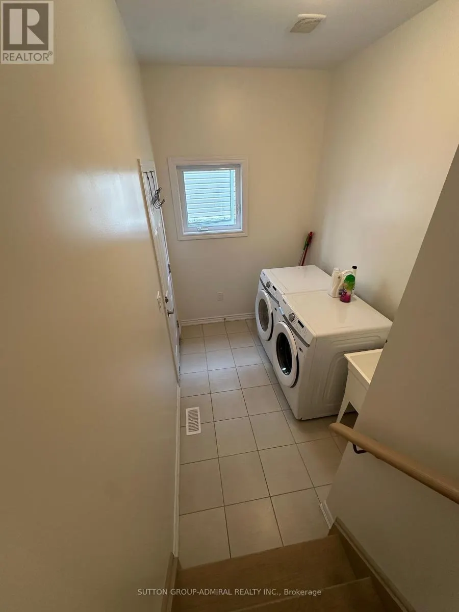 39 ATLANTIS DRIVE