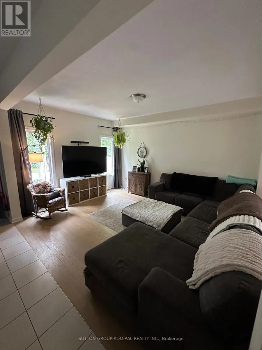 39 ATLANTIS DRIVE