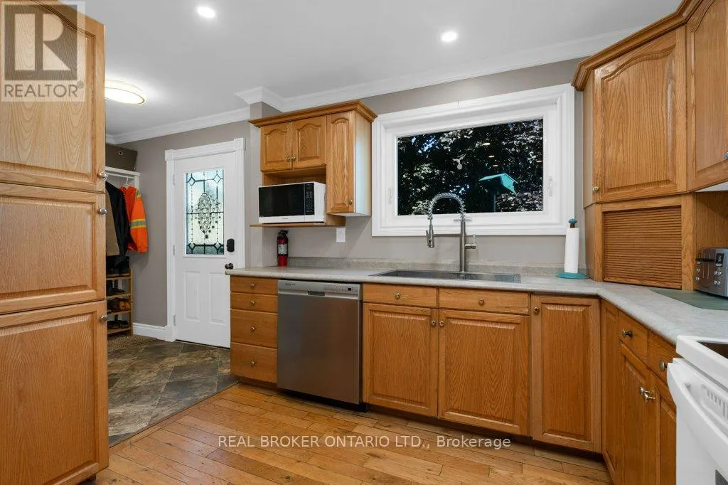 1909 WOODS BAY ROAD
