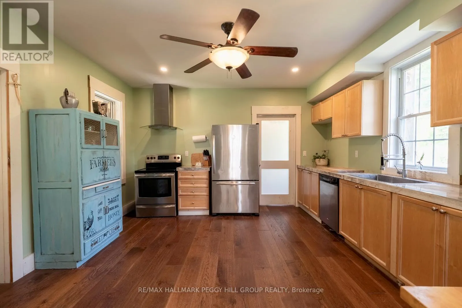 4396 PENETANGUISHENE ROAD