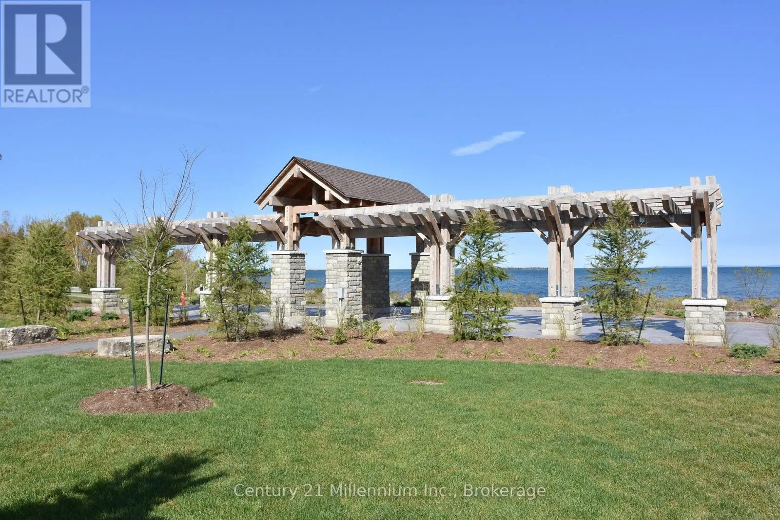 201 - 5 ANCHORAGE CRESCENT, #201