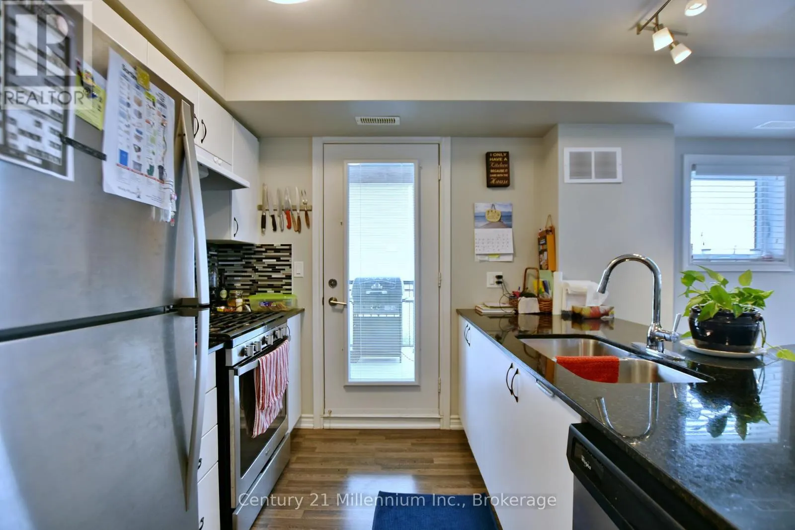201 - 5 ANCHORAGE CRESCENT, #201