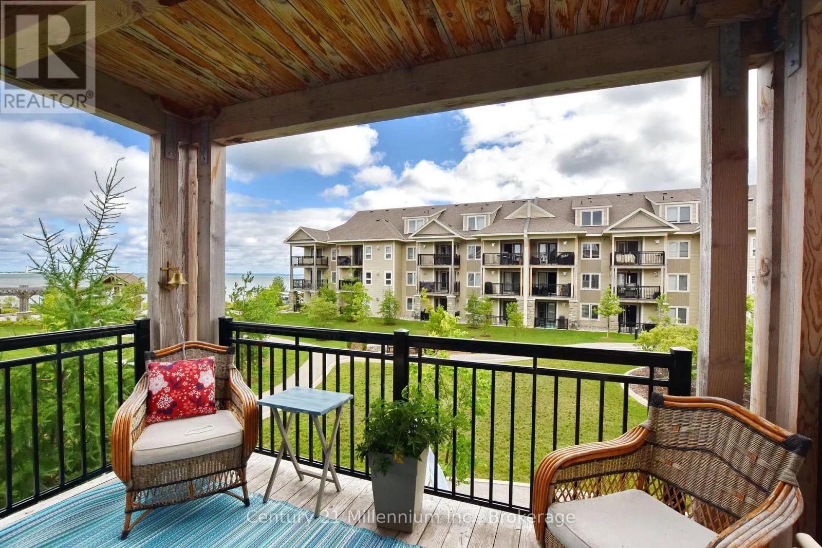 201 - 5 ANCHORAGE CRESCENT, #201