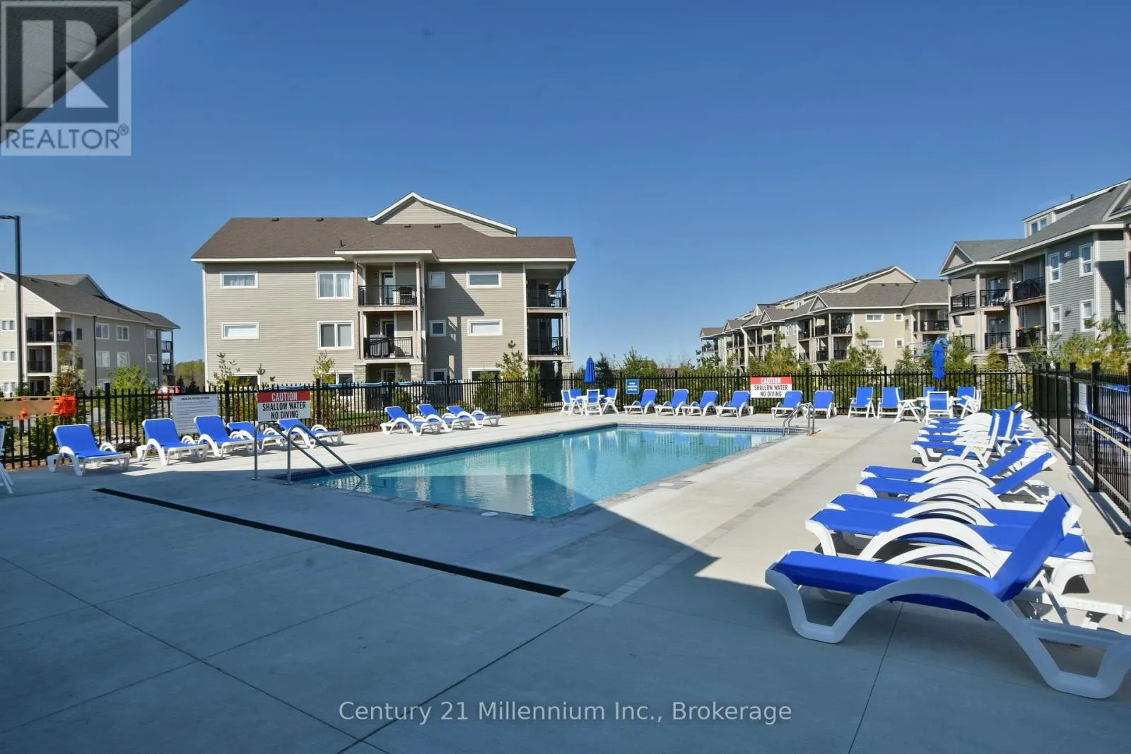 201 - 5 ANCHORAGE CRESCENT, #201