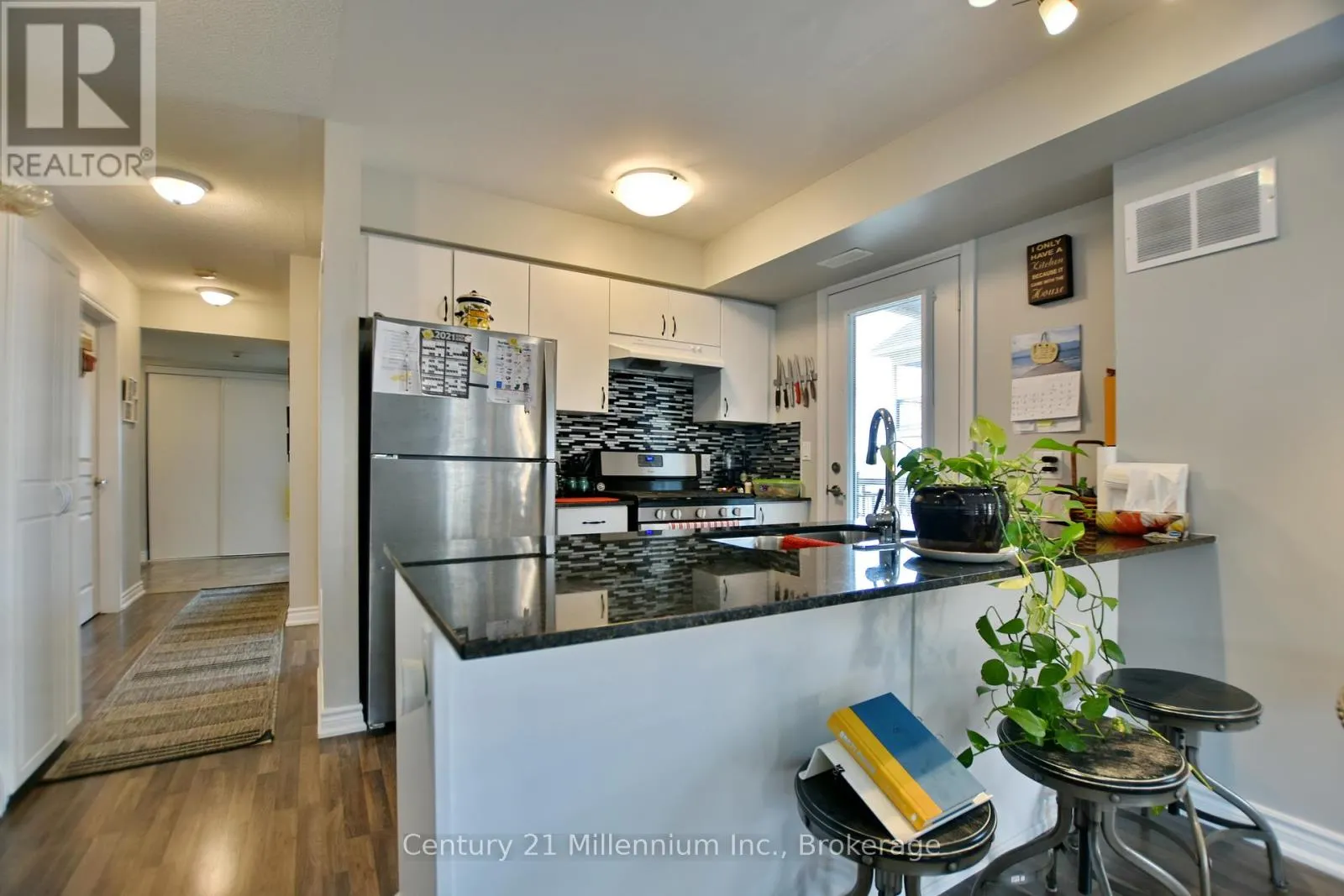 201 - 5 ANCHORAGE CRESCENT, #201