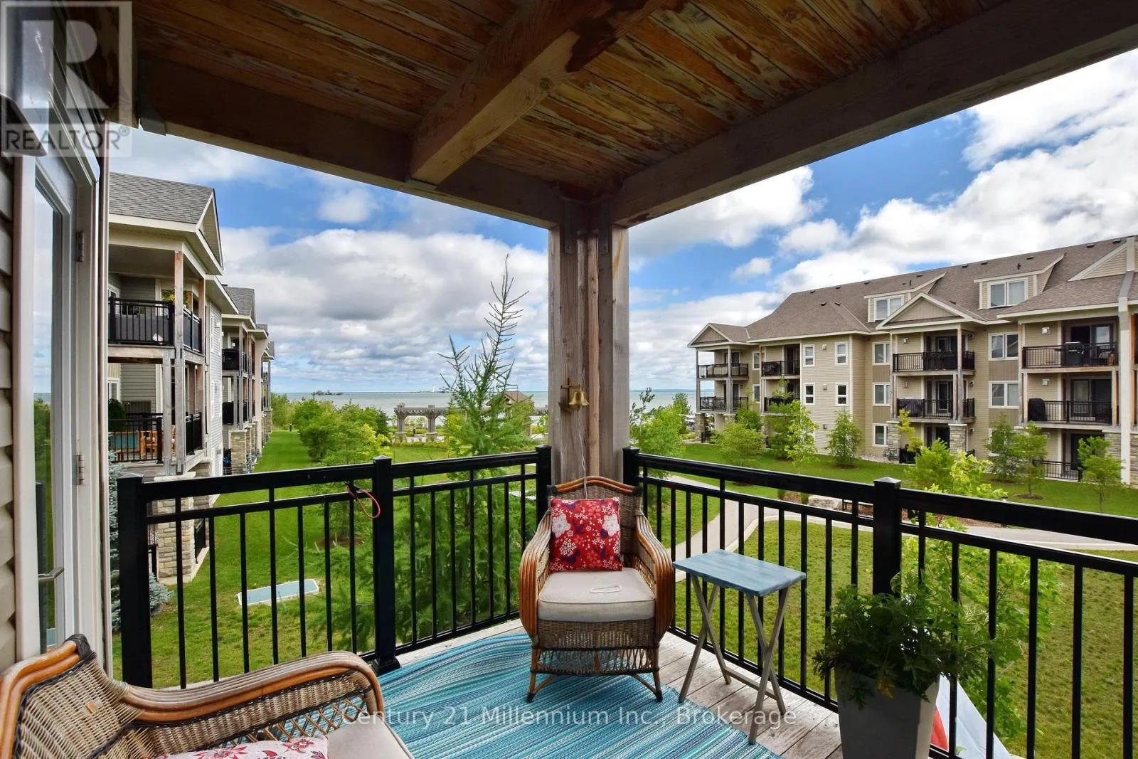 201 - 5 ANCHORAGE CRESCENT, #201