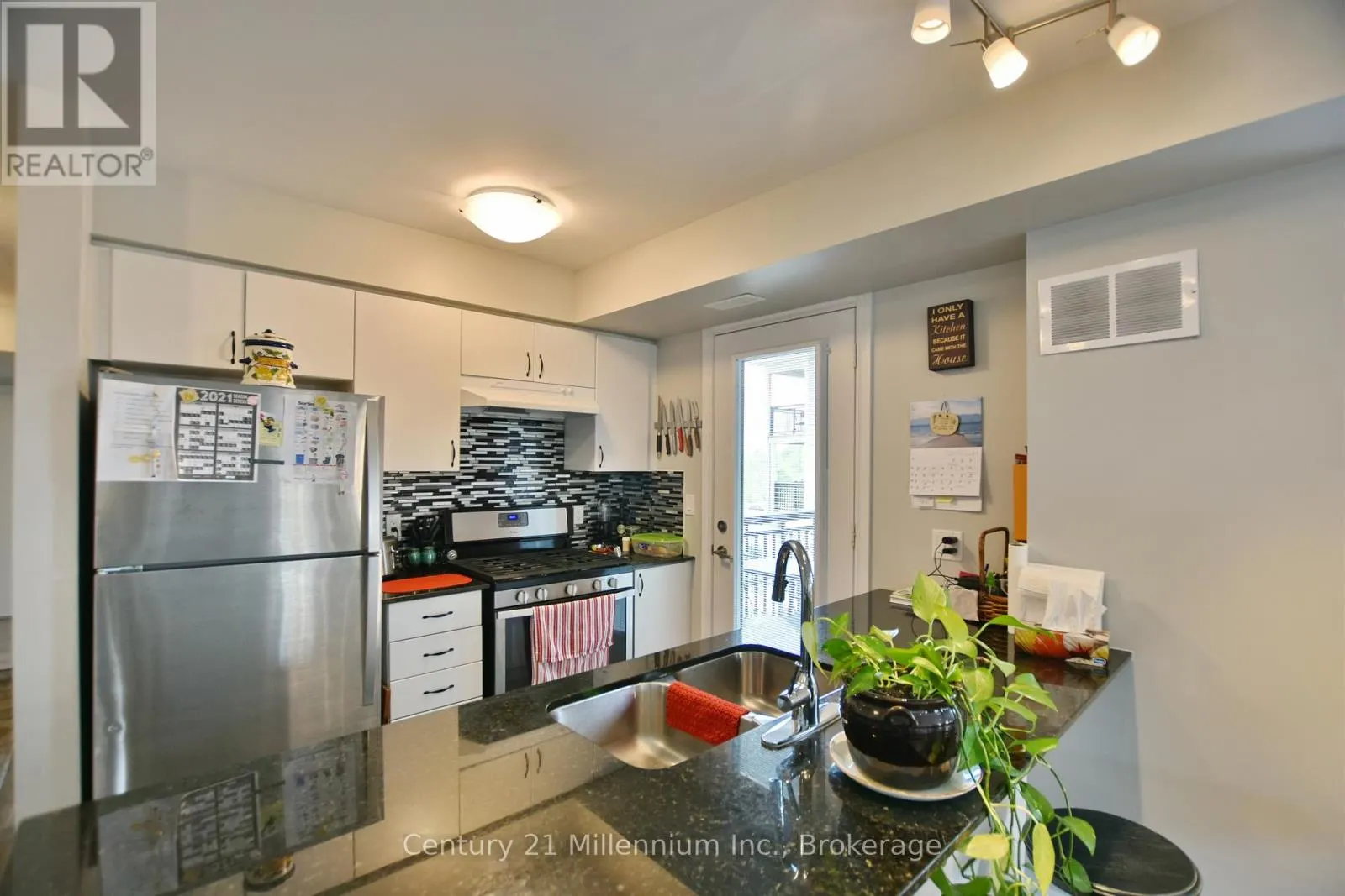 201 - 5 ANCHORAGE CRESCENT, #201