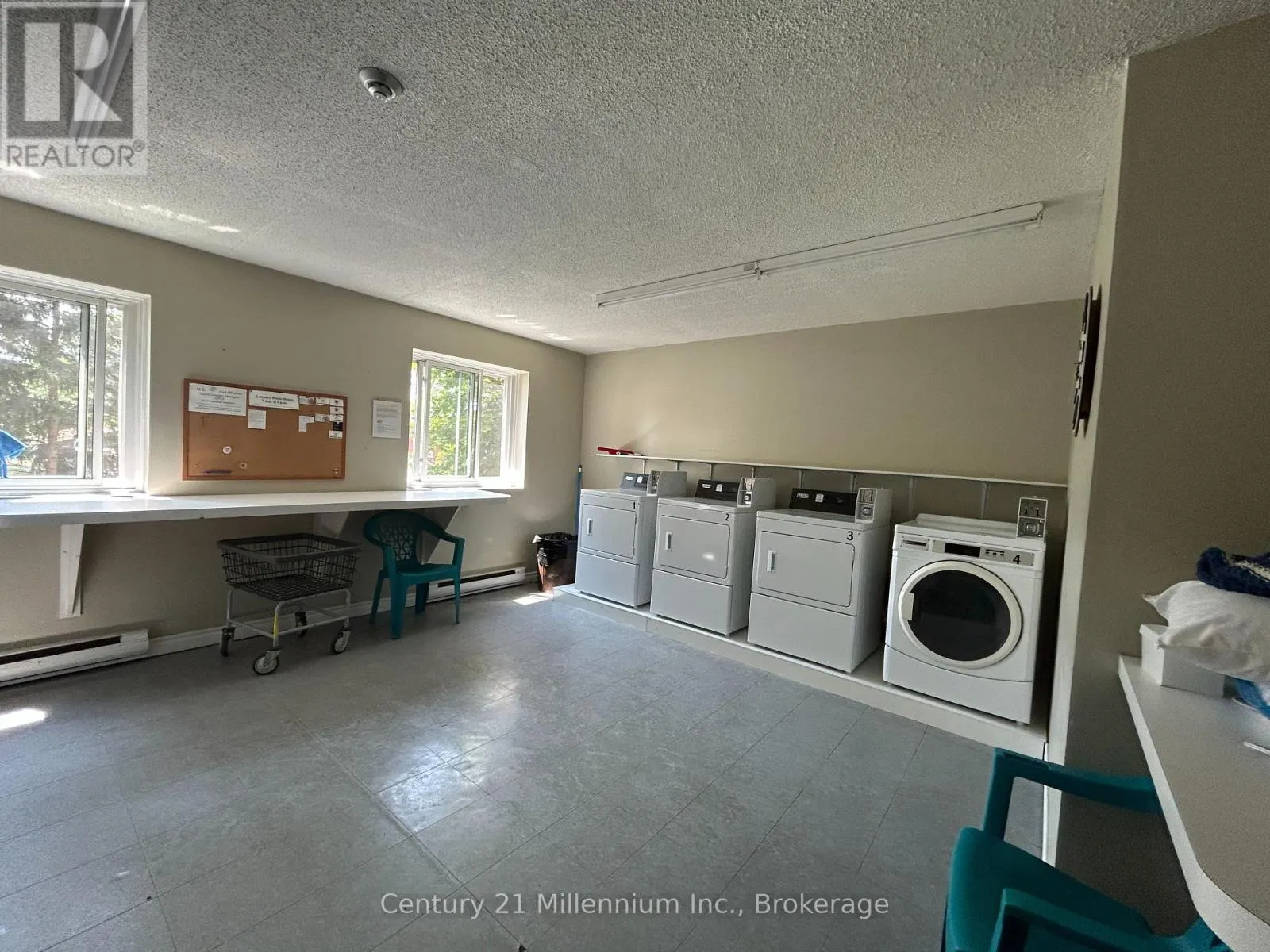 202 - 460 ONTARIO STREET, #202