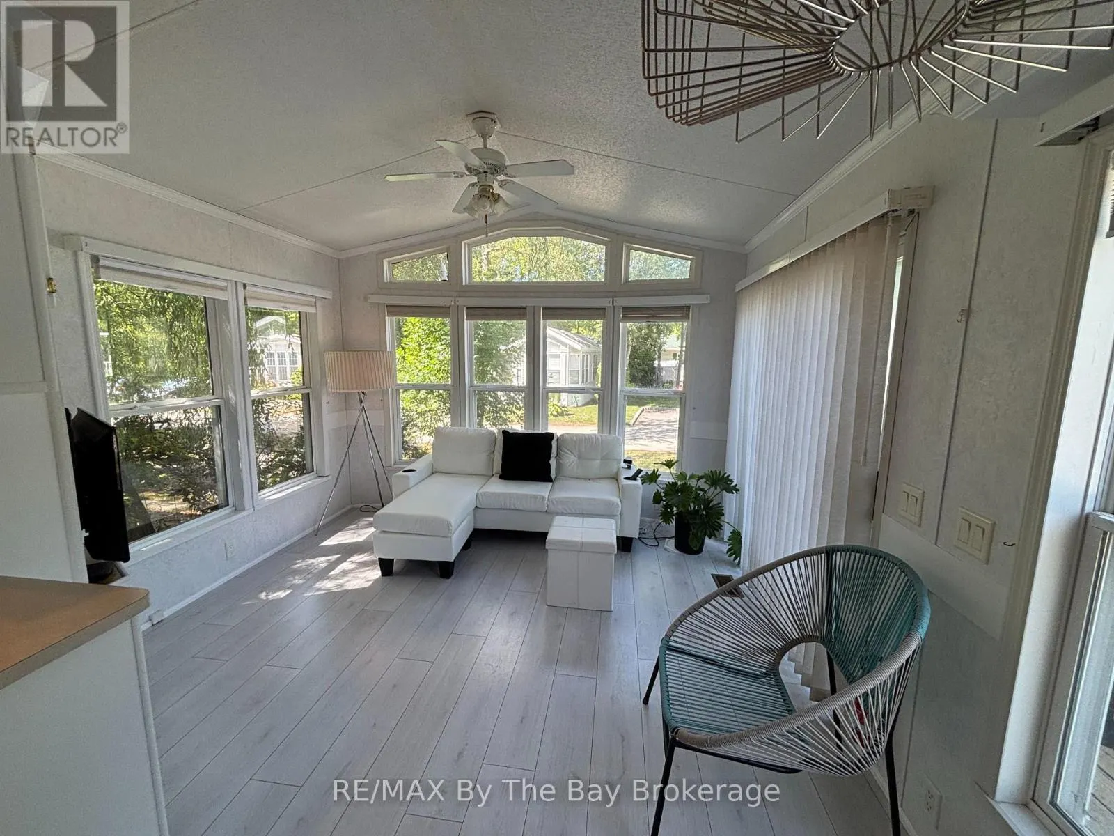 15 HURON CIRCLE