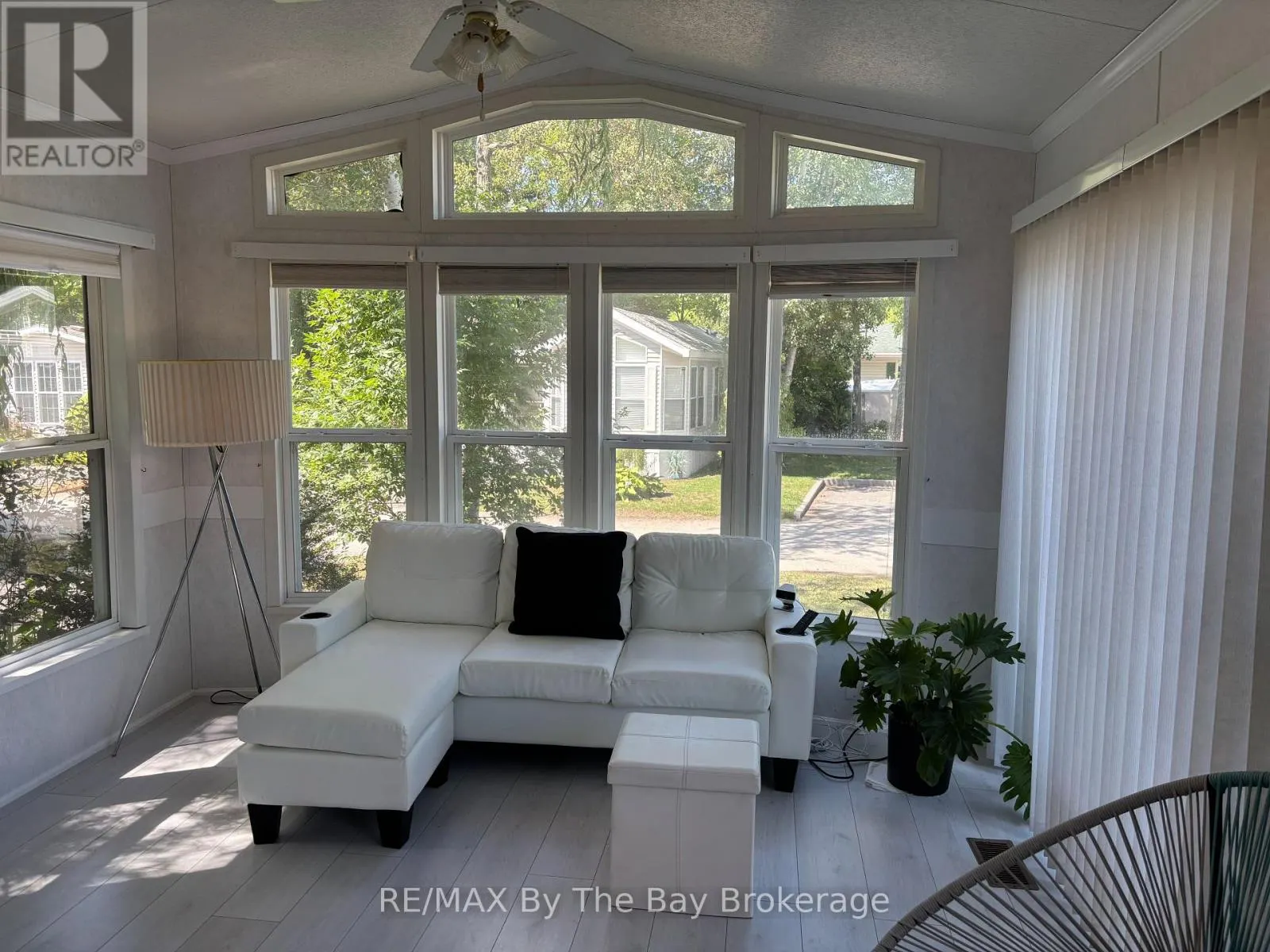 15 HURON CIRCLE