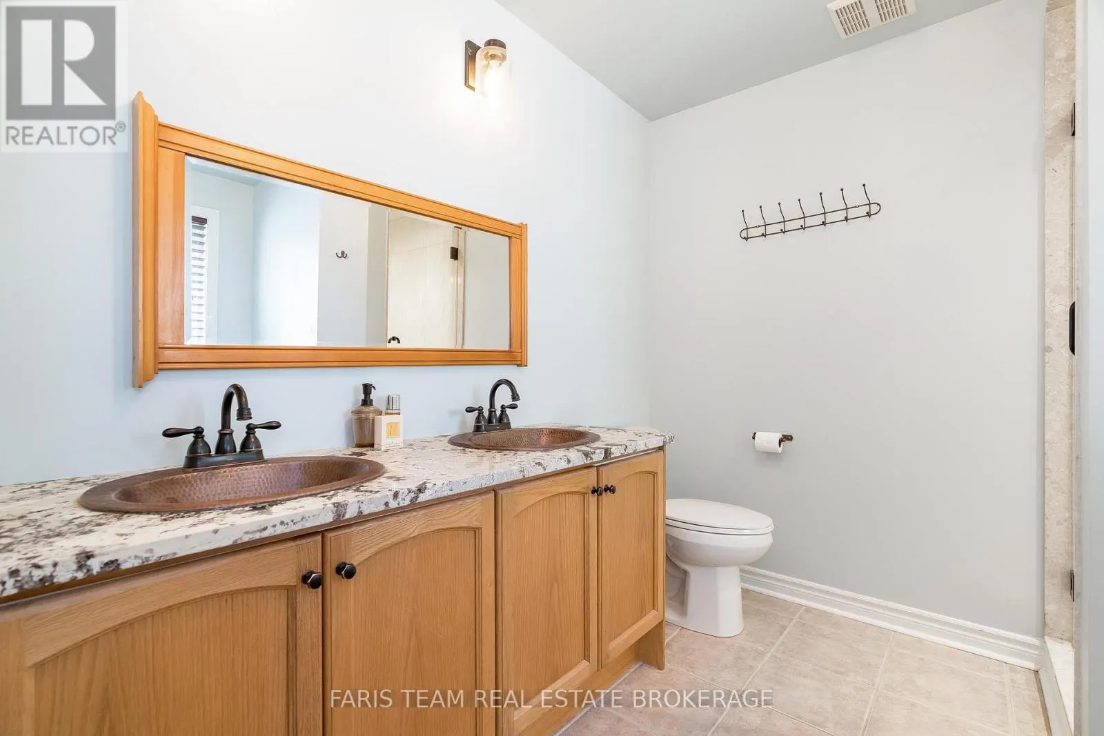 43 DUNNETT DRIVE