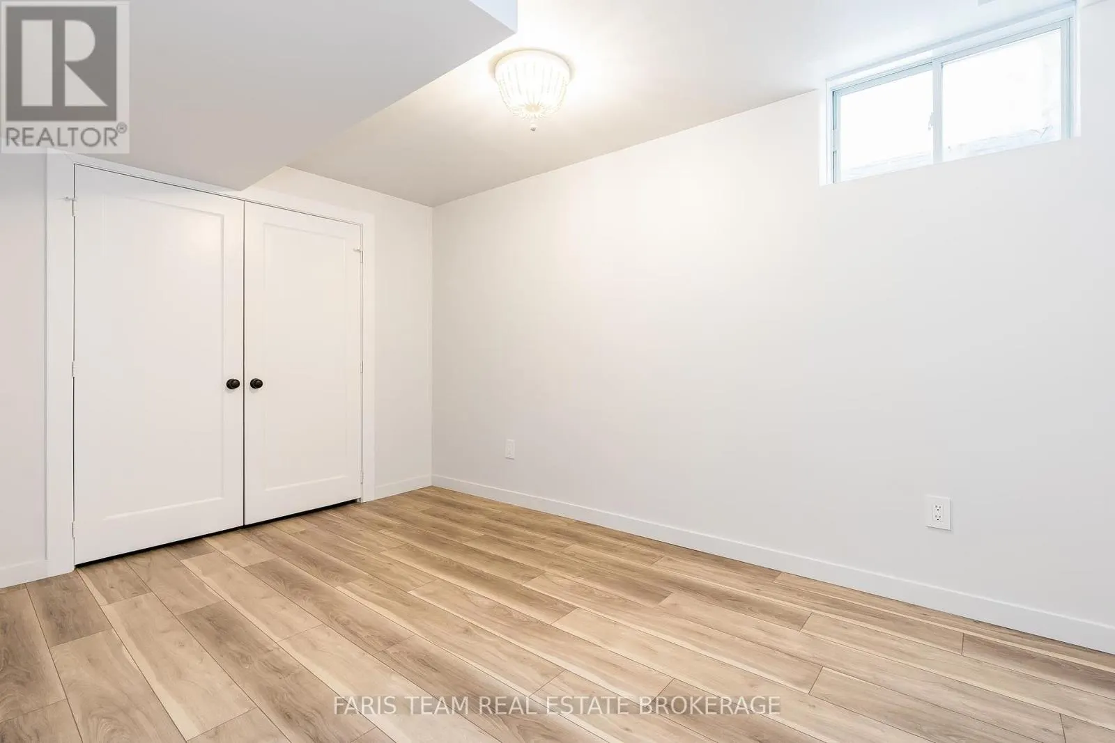 43 DUNNETT DRIVE