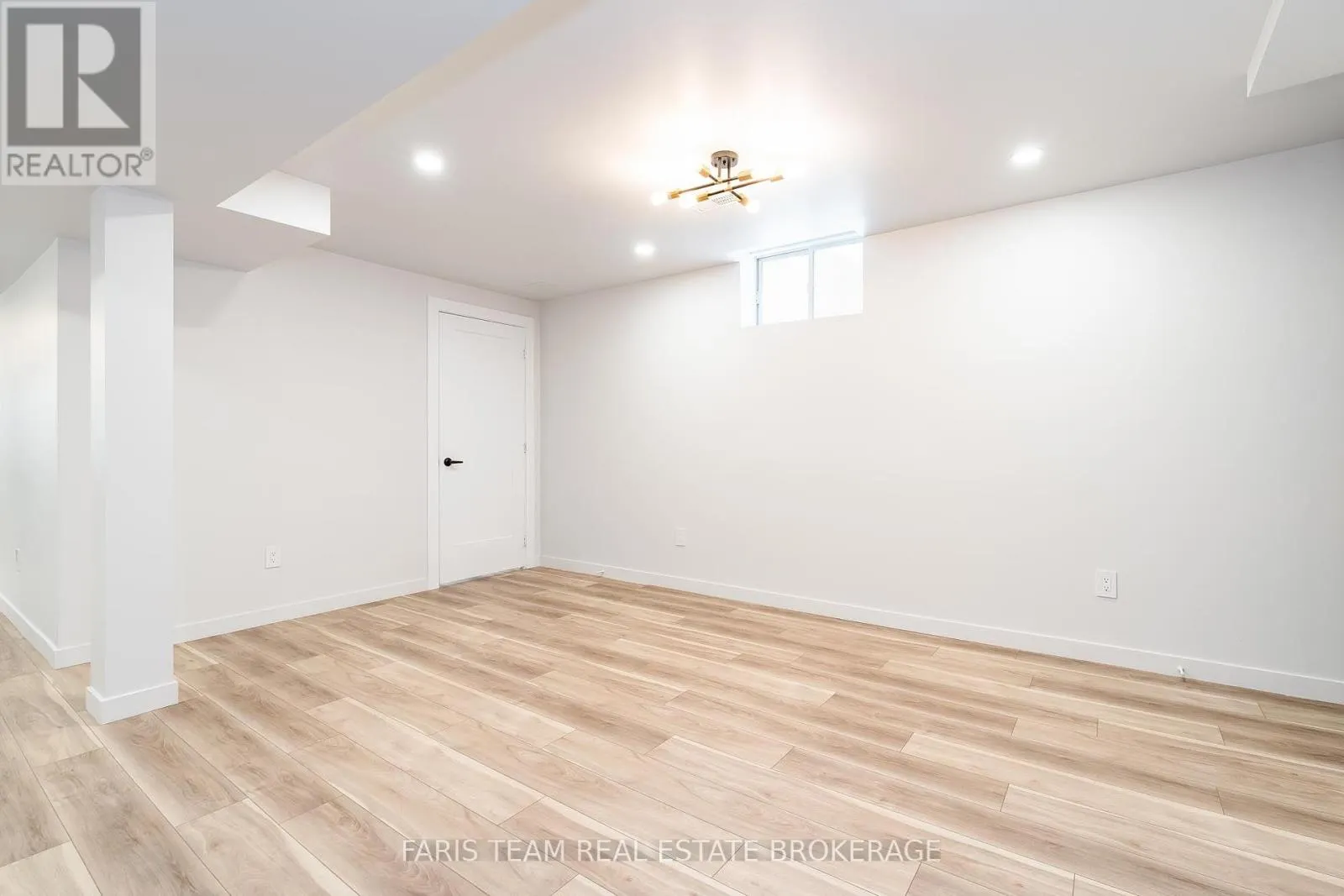 43 DUNNETT DRIVE