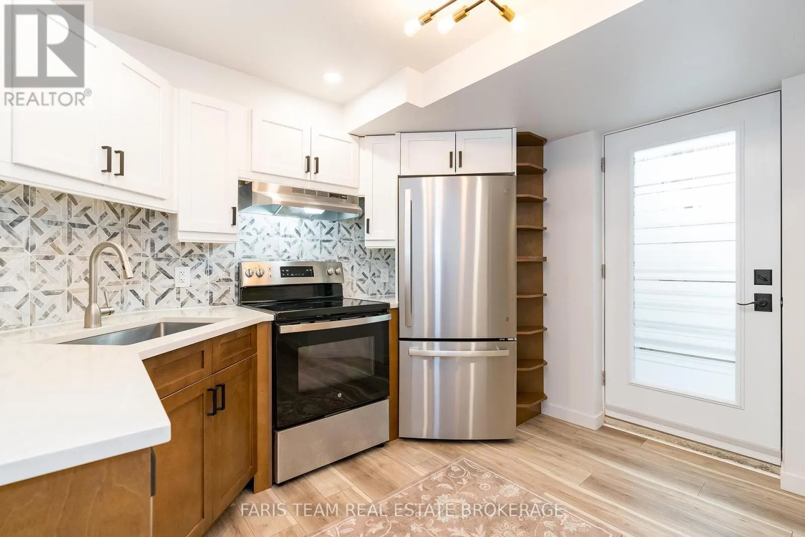 43 DUNNETT DRIVE