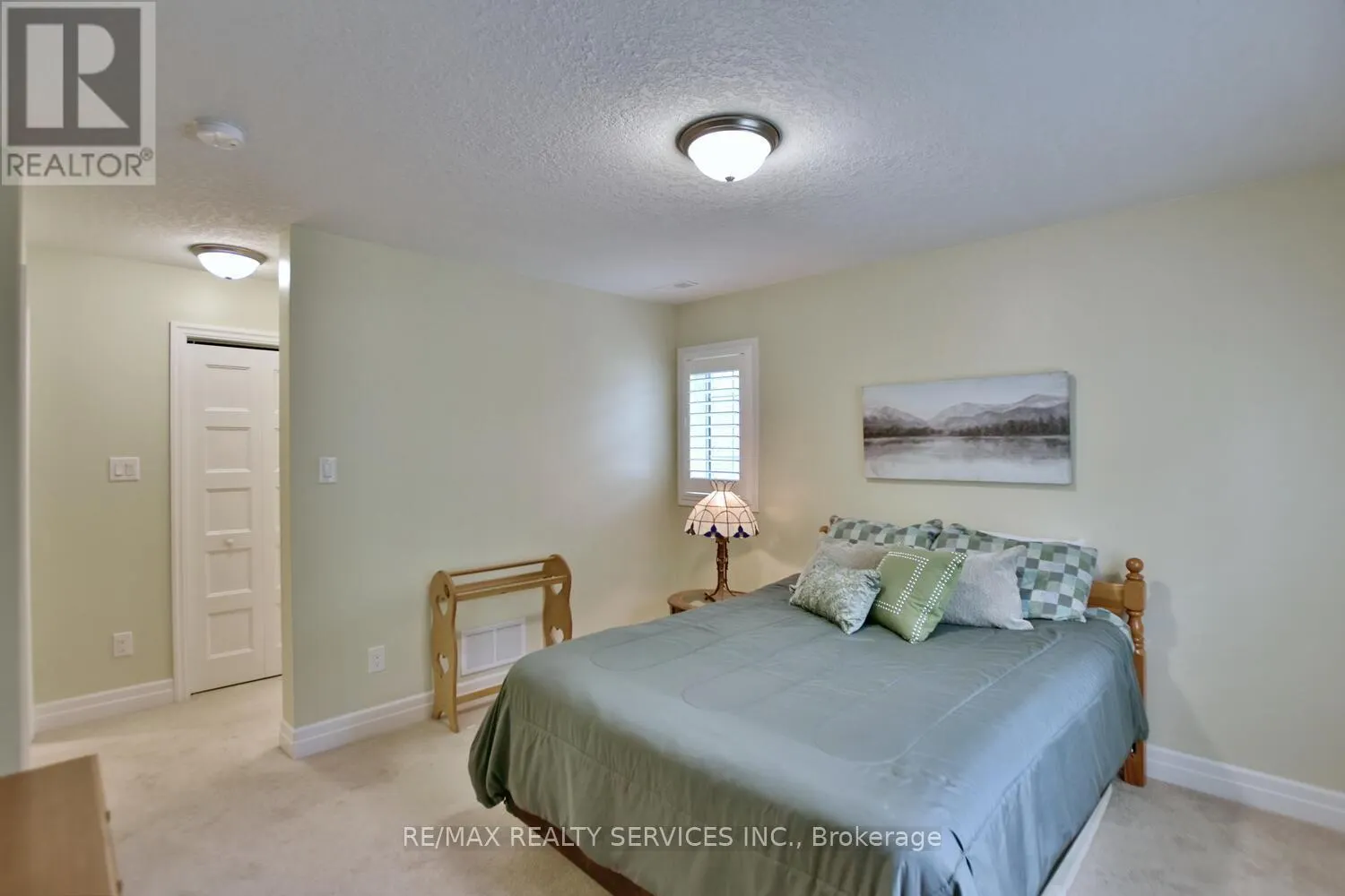 45 CLOVER CRESCENT