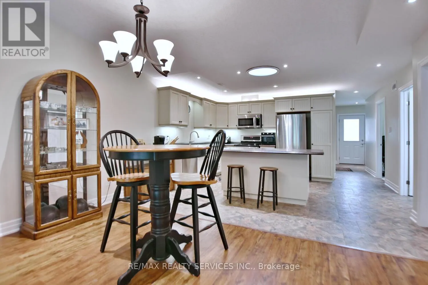 45 CLOVER CRESCENT
