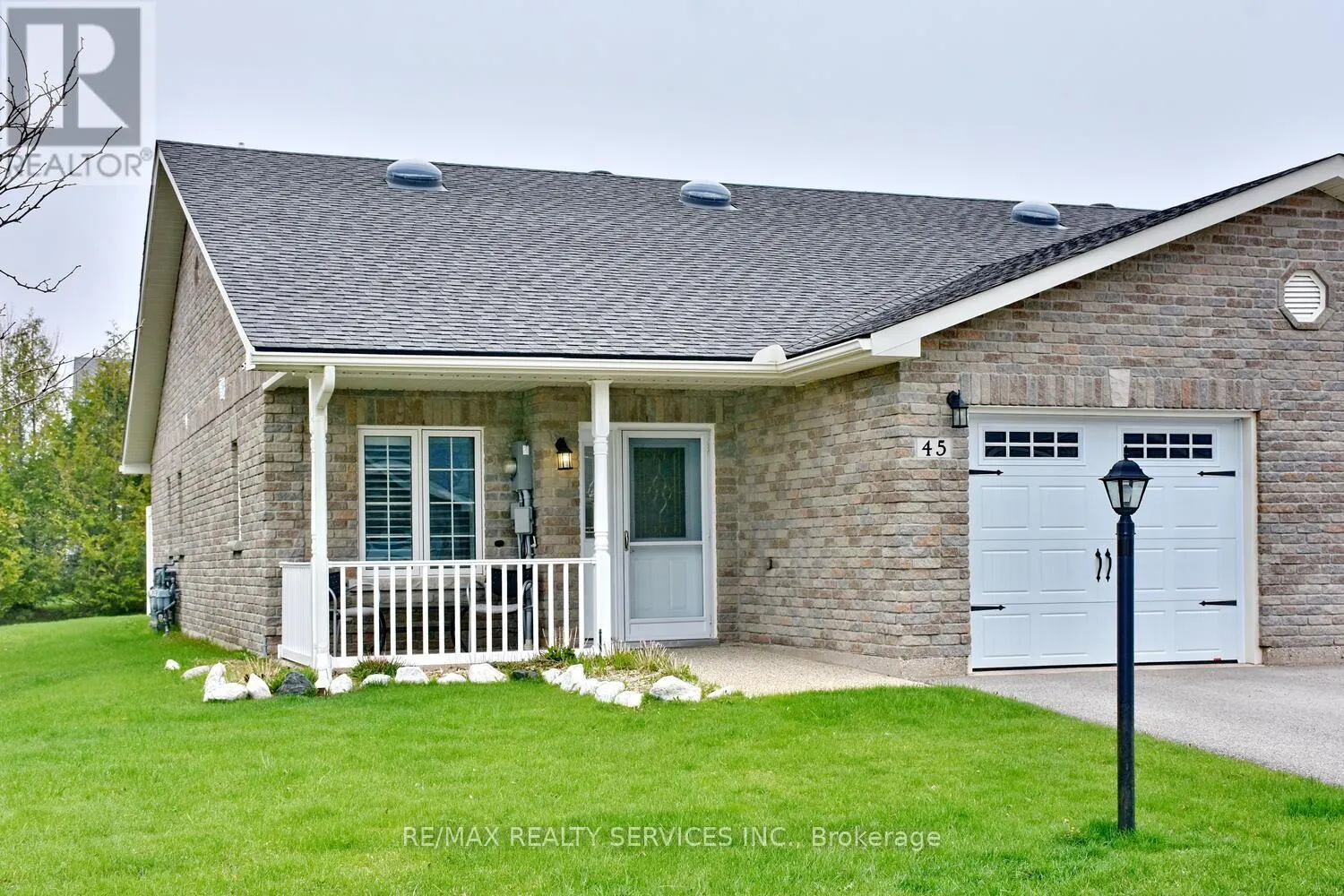 45 CLOVER CRESCENT
