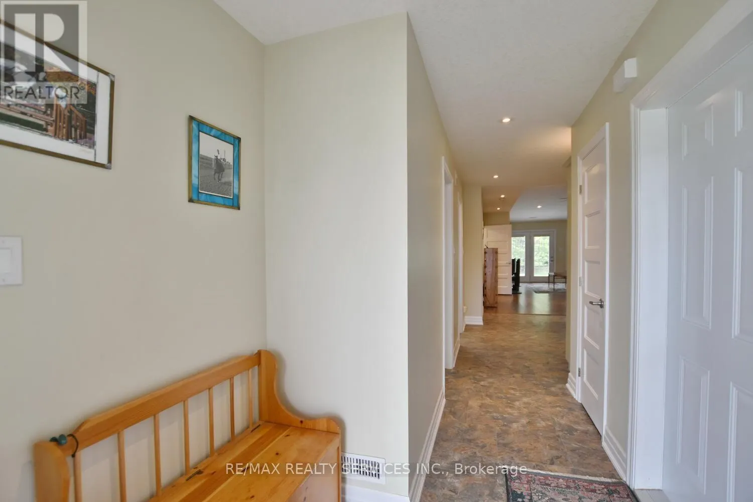 45 CLOVER CRESCENT