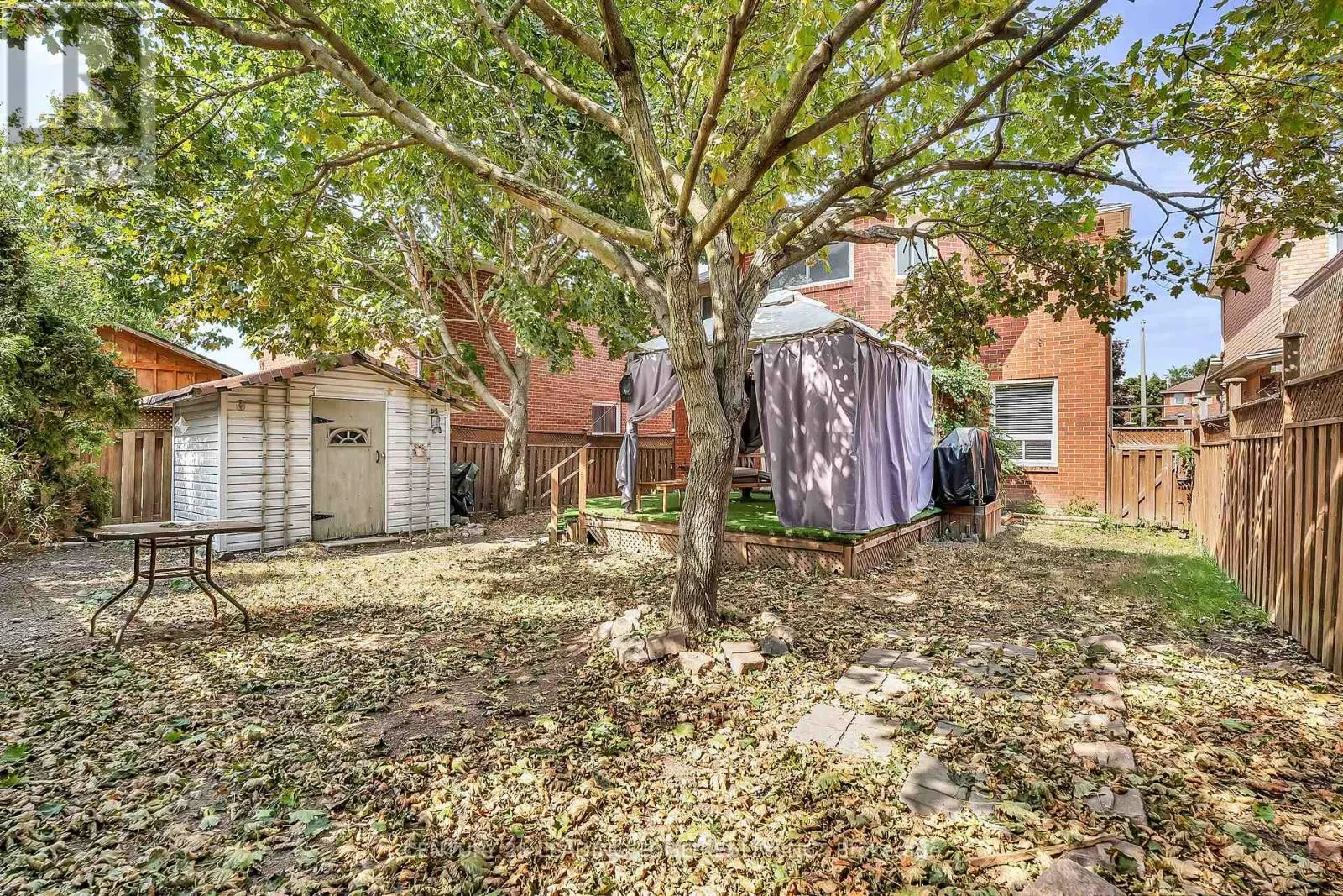 21 BRUSHWOOD CRESCENT